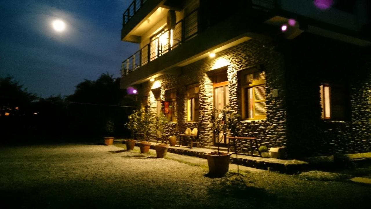 Stone House Homestay Yilan المظهر الخارجي الصورة