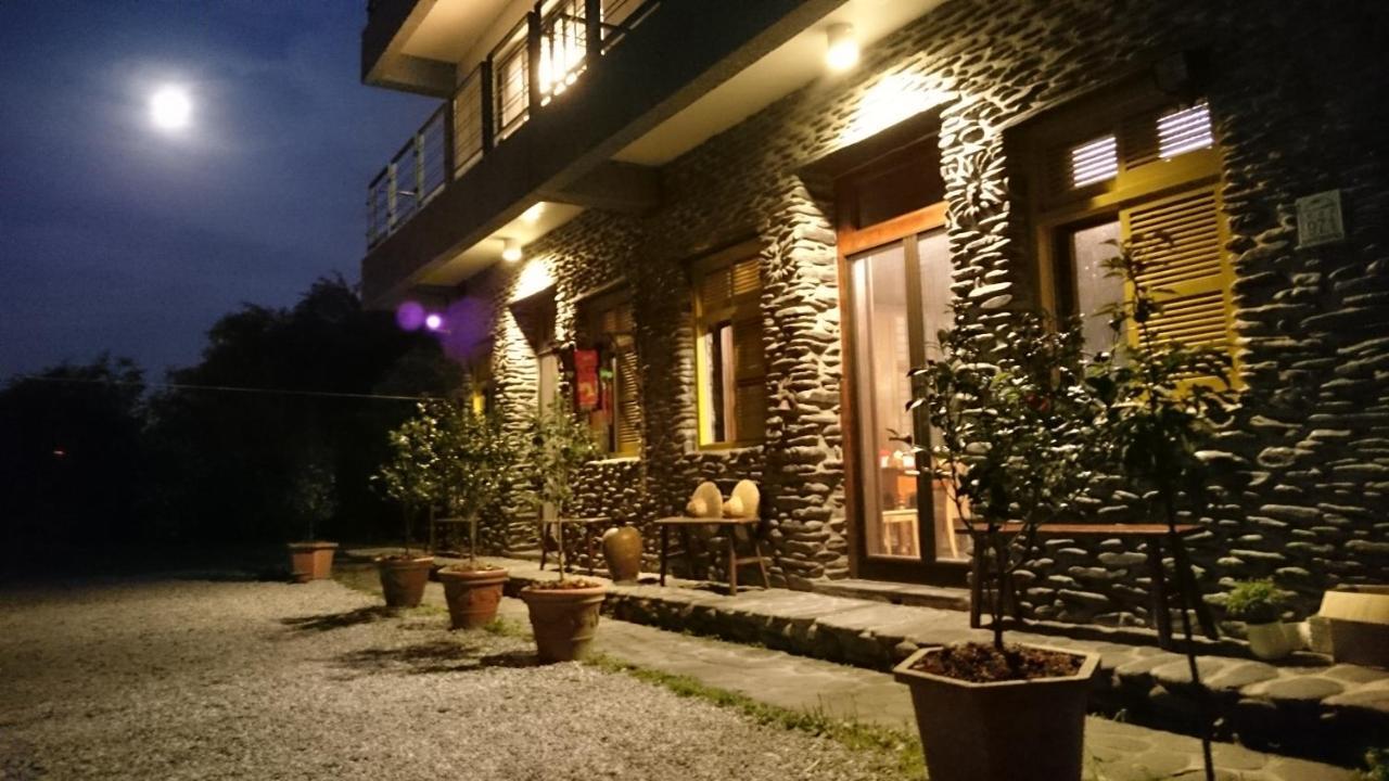 Stone House Homestay Yilan المظهر الخارجي الصورة